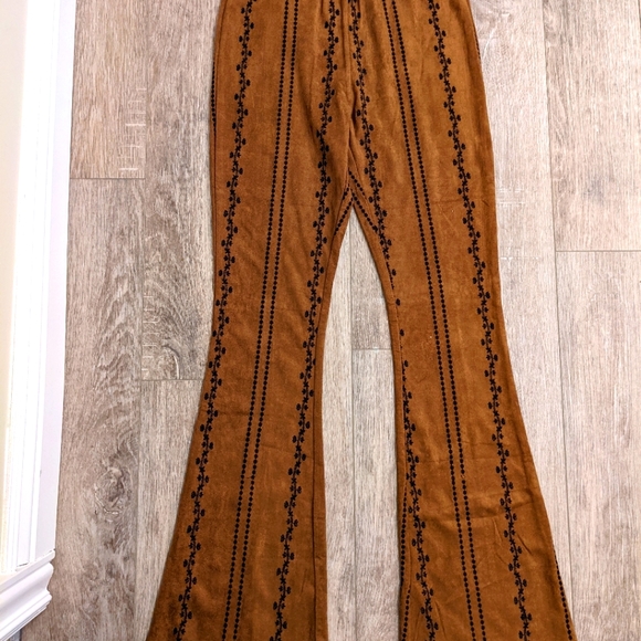 NWT, Honey Belle, Suede, Bohemian Style Pants, Size S - Picture 4 of 5